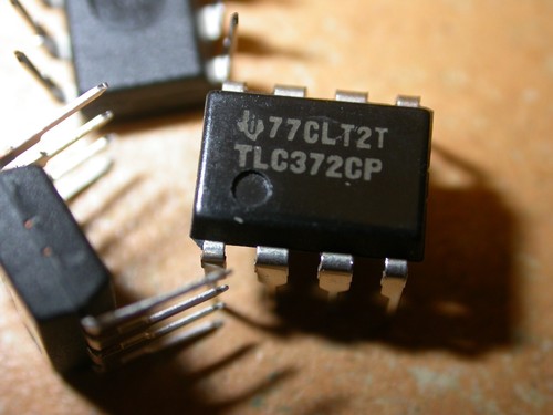 Tlc372cp comparatore - tlc372cp, 2